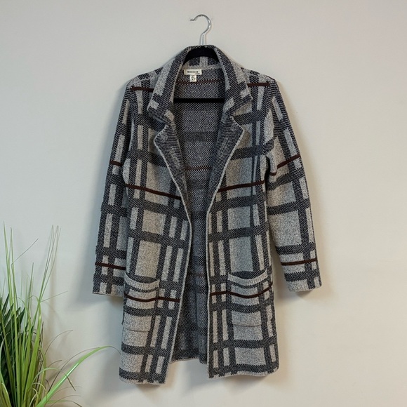 Monteau plaid longline knit duster/cardigan. Size M - Picture 2 of 4
